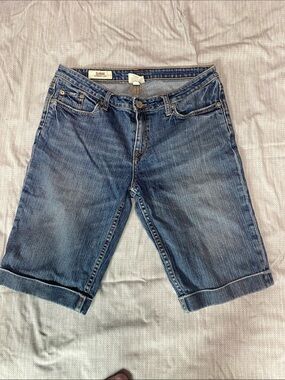 Banana Republic Mid-Rise Cuffed Denim Bermudas in Blue